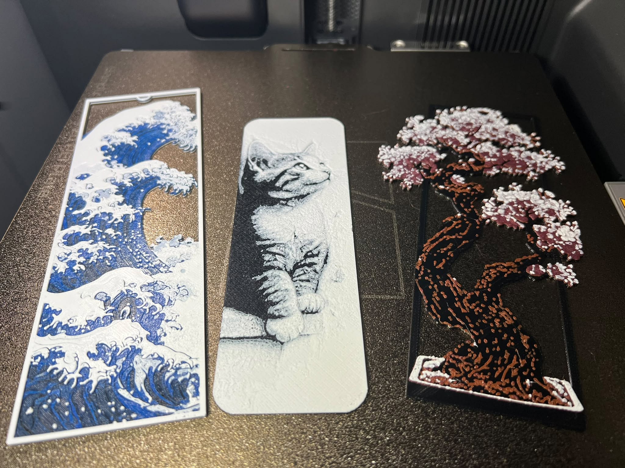 Decorative 3D-printed bookmark